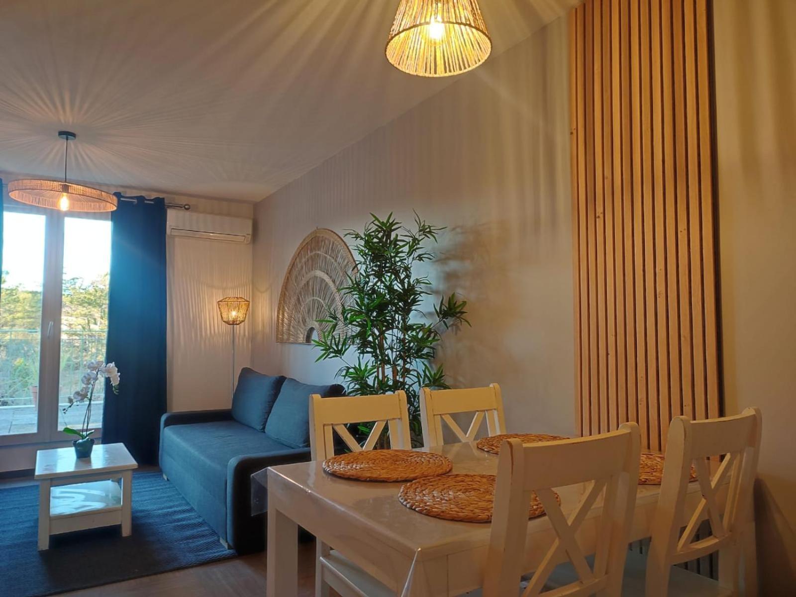 Appartement La terrasse de l'Imbut - Climatisation&Piscine à Gréoux-les-Bains Extérieur photo